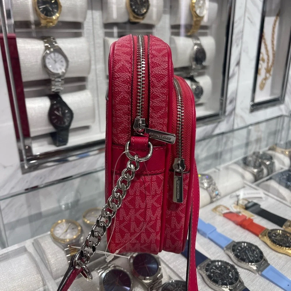MICHAEL KORS Jet Set Travel Md Signature Logo Crossbody Flight Bag DK RASPBERRY